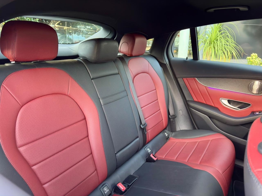 mercedes-benz glc 300 2.0 cgi gasolina coupe amg line 4matic 9g-tronic 5p automatico 202311