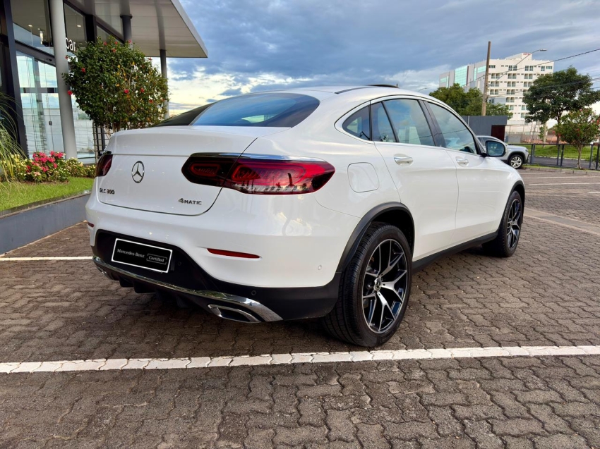 mercedes-benz glc 300 2.0 cgi gasolina coupe amg line 4matic 9g-tronic 5p automatico 20234
