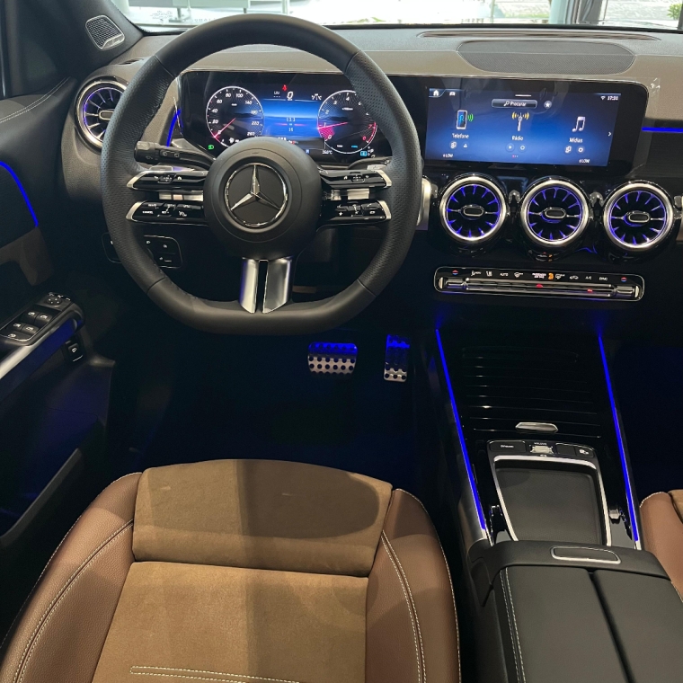 mb glb 220 amg line pronta entrega7