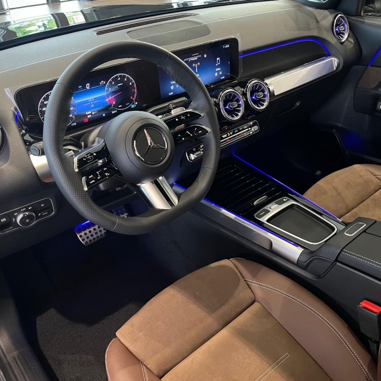 mb glb 220 amg line pronta entrega5