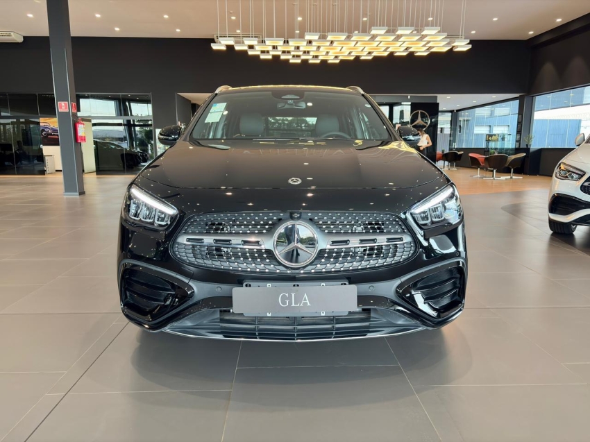 mb gla 200 amg line pronta entrega
