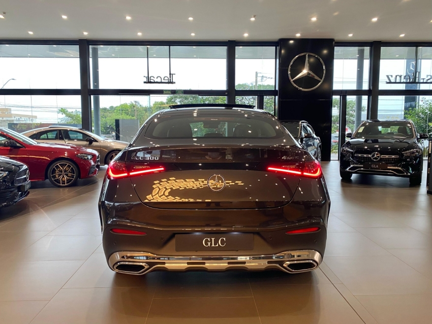 glc coupe interior marrom3