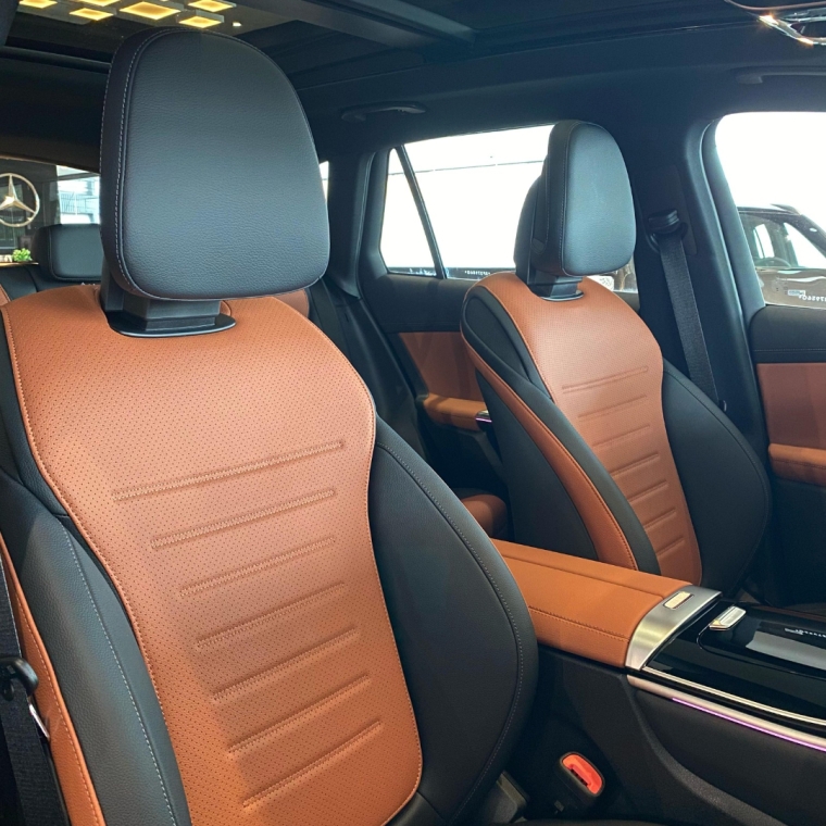 glc 300 coupe interior marrom5