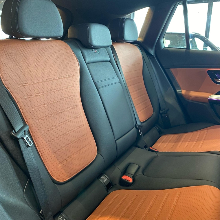 glc 300 coupe interior marrom7
