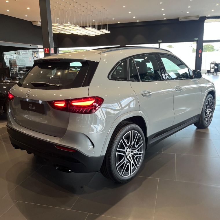 mb gla night cinza alpine2