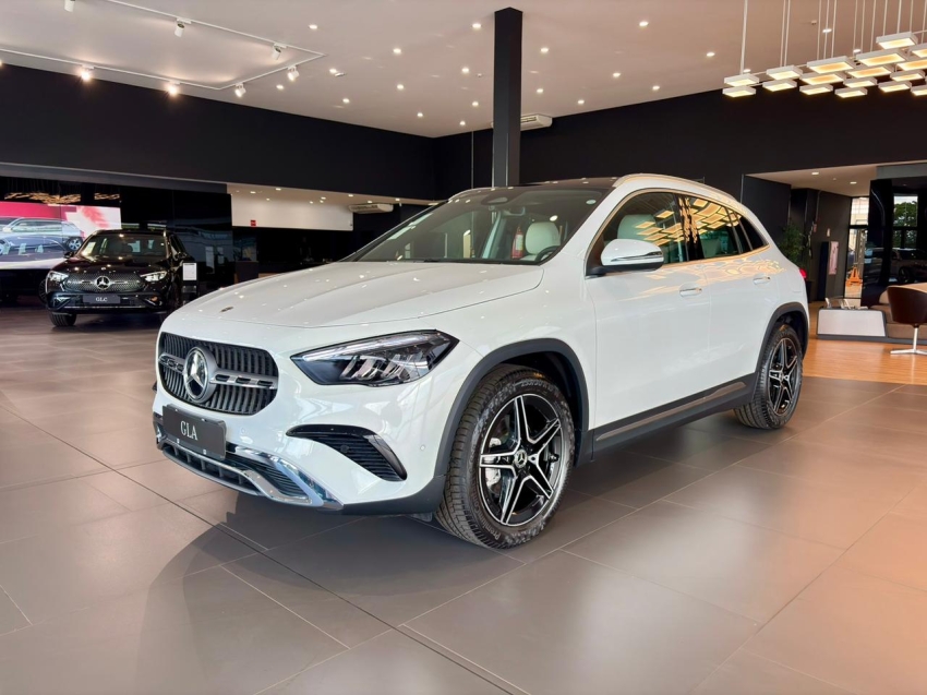gla 200 progressive branco com interior bege0