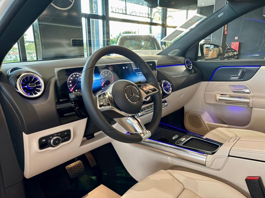 gla 200 progressive branco com interior bege8