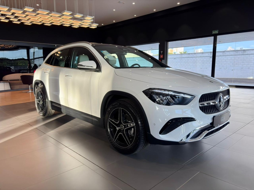 gla 200 progressive branco com interior bege2
