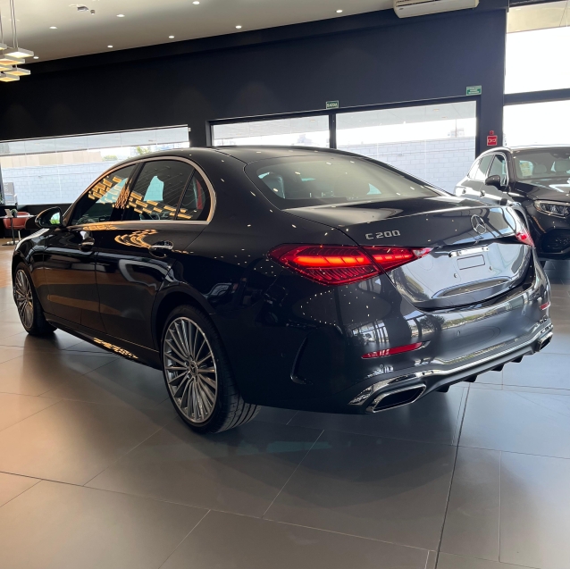 mercedes-benz c 200 1.5 eq boost hibrido amg line 9g-tronic 4p automatico 20263