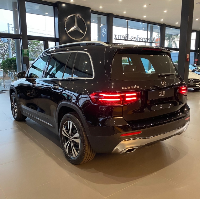 mercedes-benz glb 220 2.0 mhev progressive 4matic 8g-dct hibrido 4p automatico 20263