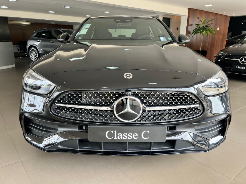 mercedes-benz c 300 2.0 eq boost hibrido amg line 9g-tronic 4p automatico 2026