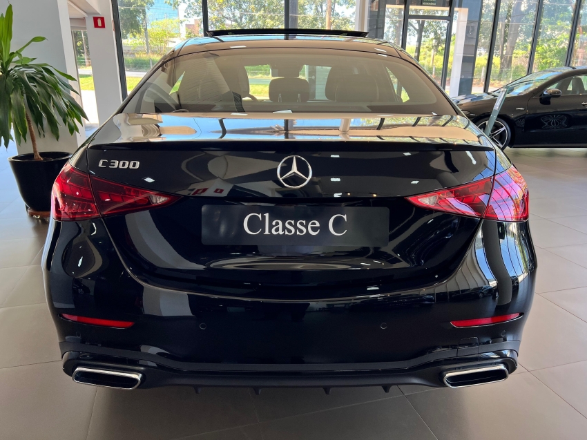 mercedes-benz c 300 2.0 eq boost hibrido amg line 9g-tronic 4p automatico 20264