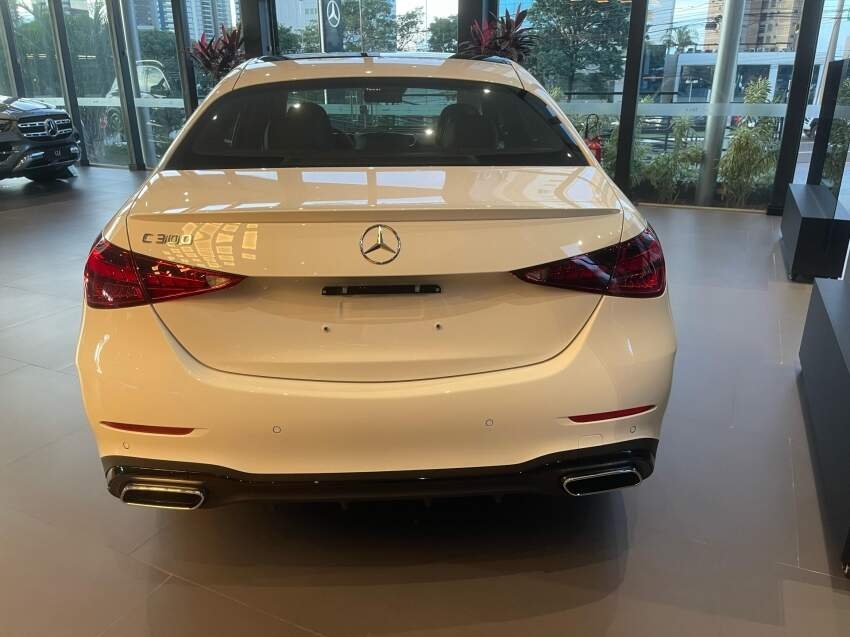 mercedes-benz c 300 2.0 eq boost hibrido amg line 9g-tronic 1.9 4p automatico 2025