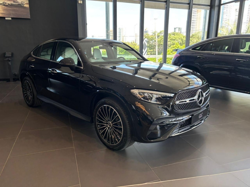 mercedes-benz glc 300 2.0 mhev amg line coupe 4matic 9g-tronic 1.9 hibrido 4p automatico 2025