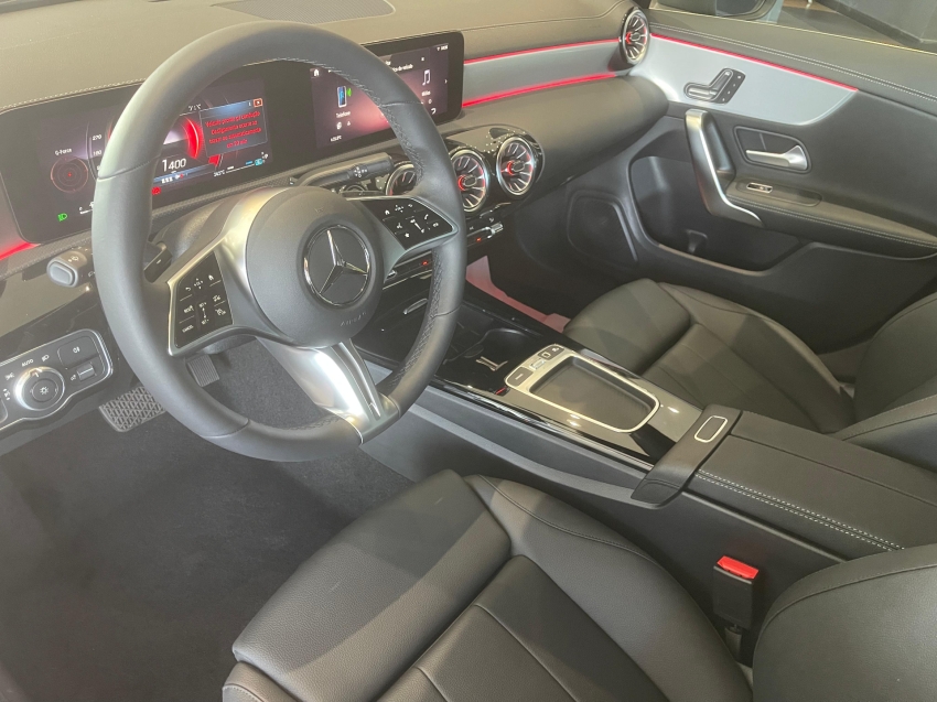 mercedes-benz cla 200 1.3 mhev progressive 7g-dct 1.2 hibrido 4p automatico 2025