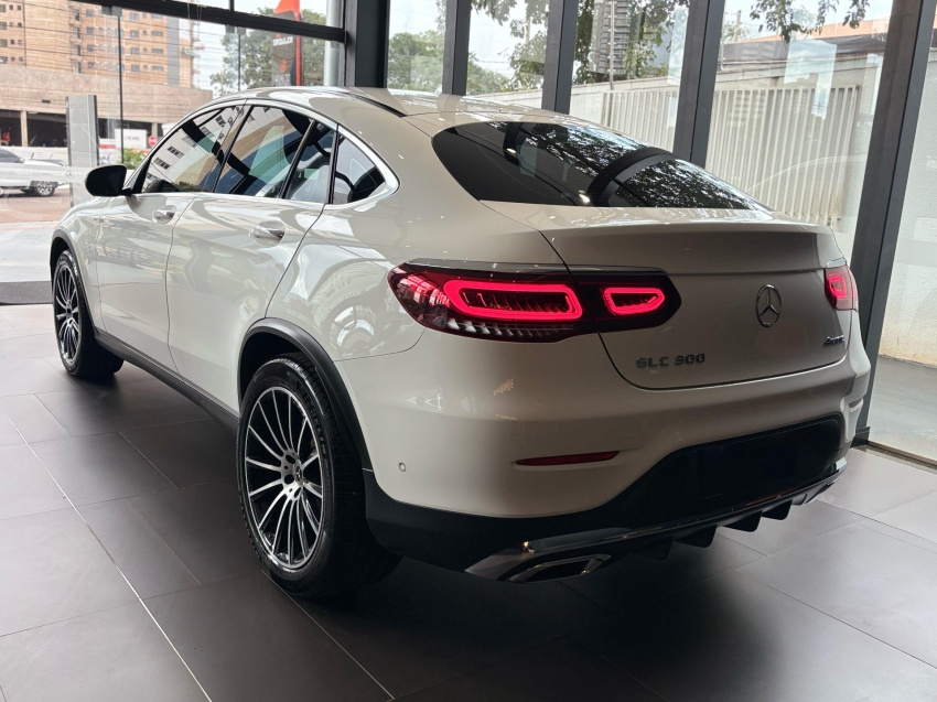 mercedes-benz glc 300 2.0 cgi gasolina coupe 4matic 9g-tronic 1.9 4p automatico 2020