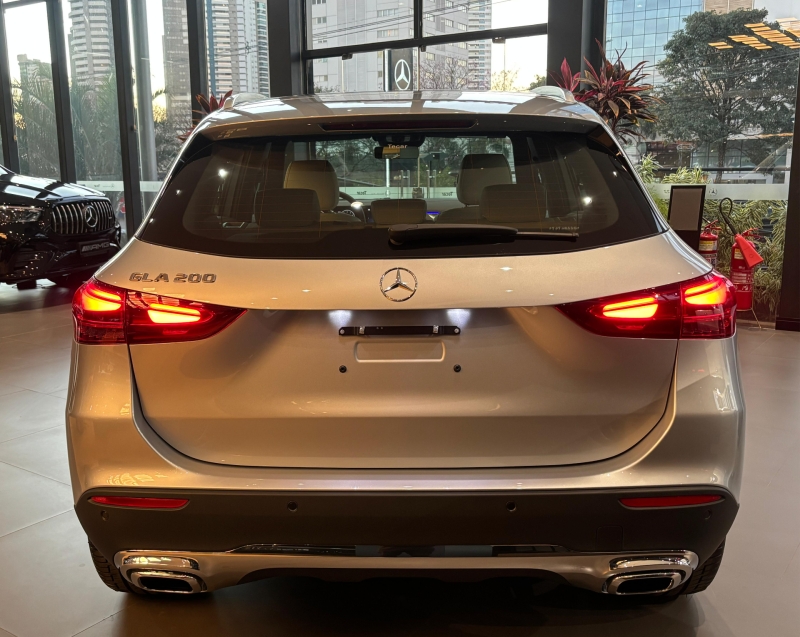 mercedes-benz gla 200 1.3 mhev progressive 7g-dct 1.2 hibrido 4p automatico 2026