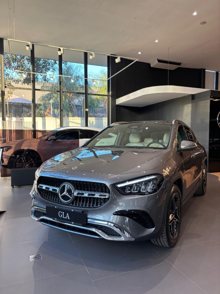 mercedes-benz gla 200 1.3 mhev progressive 7g-dct 1.2 hibrido 4p automatico 2026