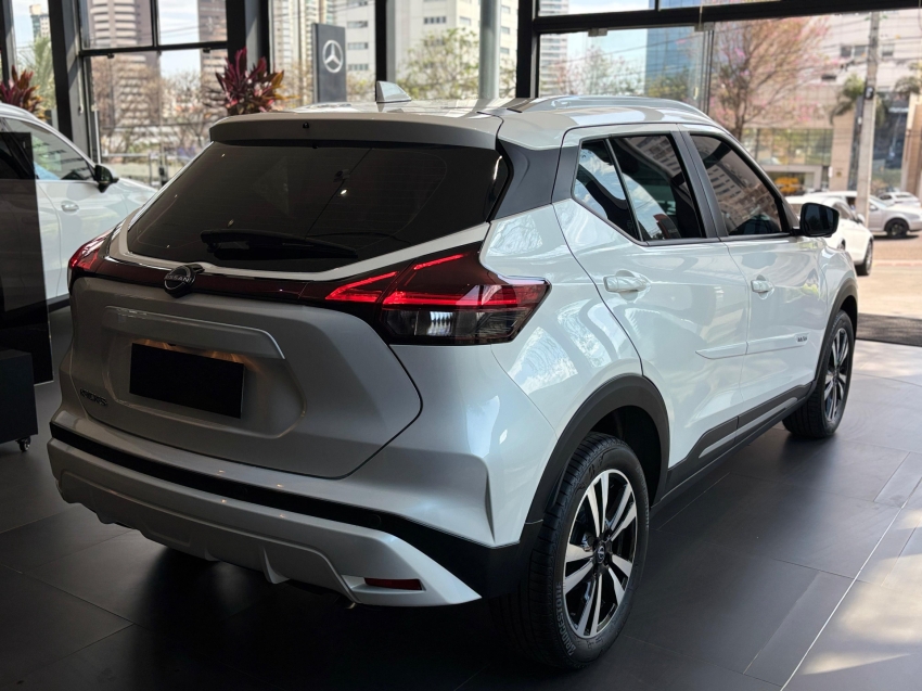 nissan kicks 1.6 16v flexstart exclusive xtronic 1.5 flex 4p automatico 2024