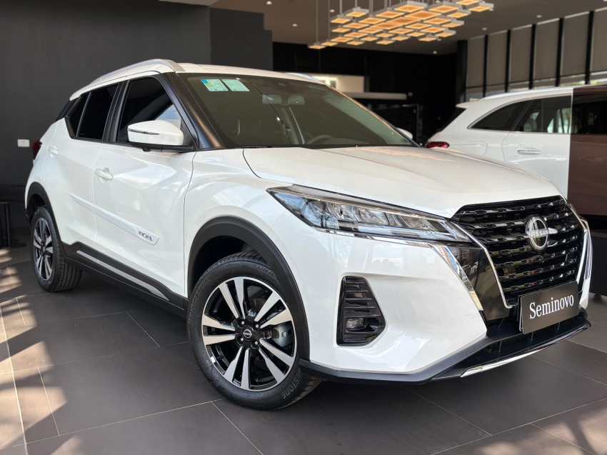 nissan kicks 1.6 16v flexstart exclusive xtronic 1.5 flex 4p automatico 2024