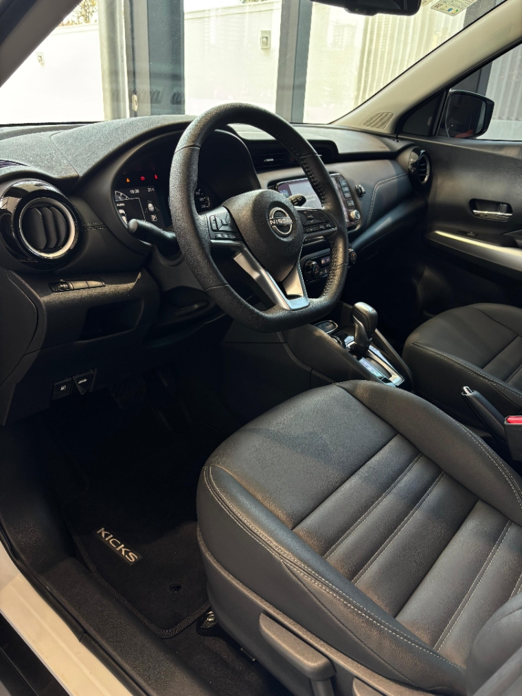nissan kicks 1.6 16v flexstart exclusive xtronic 1.5 flex 4p automatico 2024