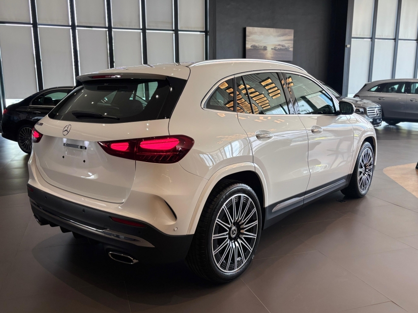mercedes-benz gla 200 1.3 mhev amg line 7g-dct 1.2 hibrido 4p automatico 2026
