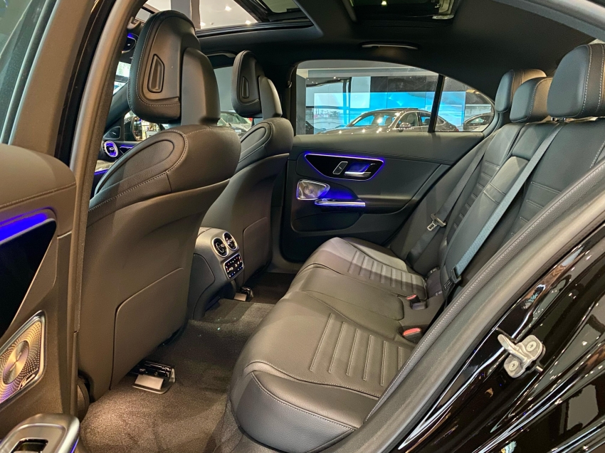 mercedes-benz c 300 2.0 eq boost hibrido amg line 9g-tronic 1.9 gasolina 4p automatico 2025