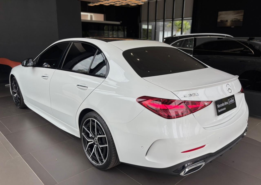 mercedes-benz c 300 2.0 eq boost hibrido amg line 9g-tronic 1.9 4p automatico 20242