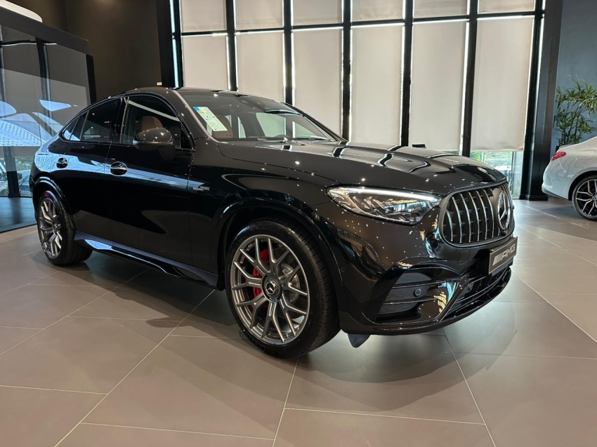 mercedes-benz glc 63 amg 2.0 turbo phev s e performance coupe 4matic+ speedshift 1.9 hibrido 4p automatico 20261