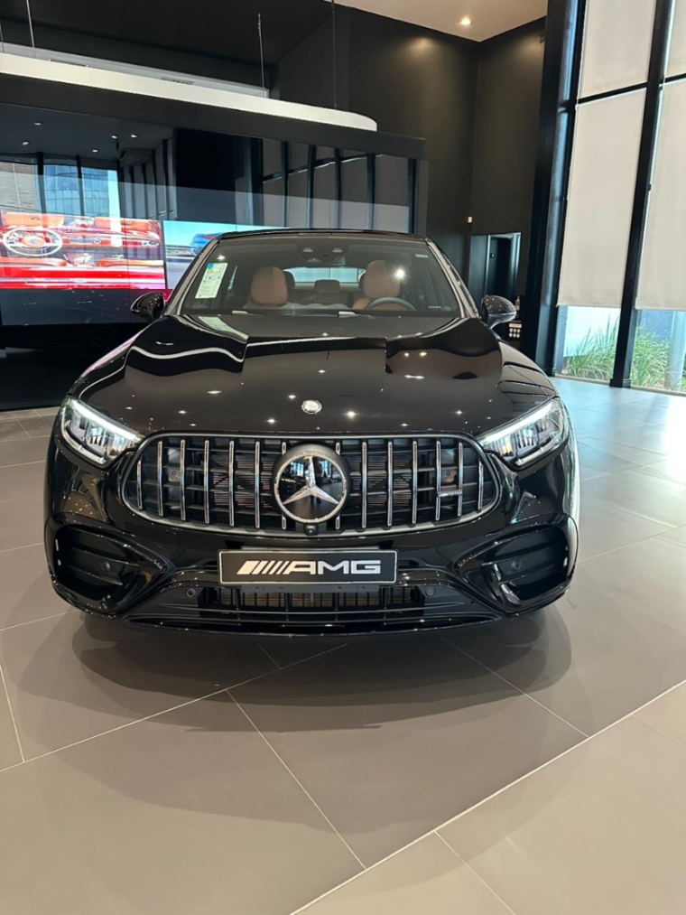 mercedes-benz glc 63 amg 2.0 turbo phev s e performance coupe 4matic+ speedshift 1.9 hibrido 4p automatico 2026