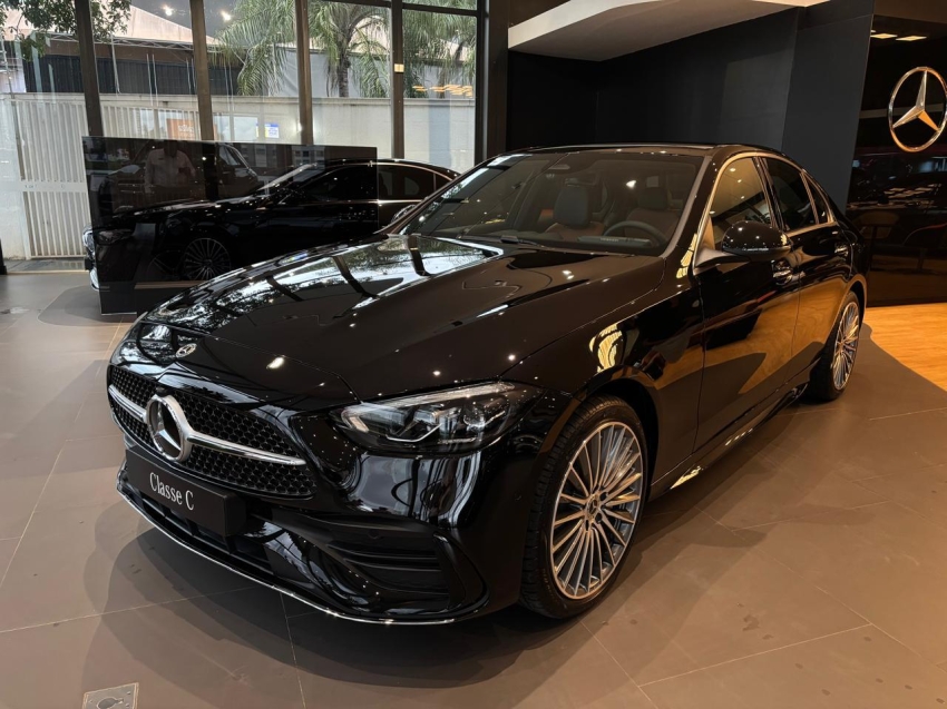 mercedes-benz c 200 1.5 eq boost hibrido amg line 9g-tronic 1.4 4p automatico 2026