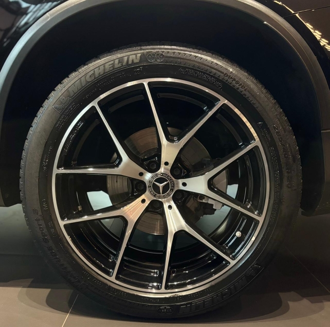 mercedes-benz glc 300 2.0 cgi gasolina coupe amg line 4matic 9g-tronic 1.9 4p automatico 20236