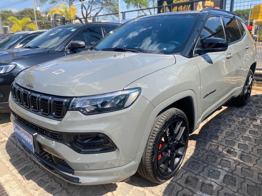 jeep compass 2.0 hurricane 4 turbo gasolina blackhawk at9 1.3 flex 4p manual 2025