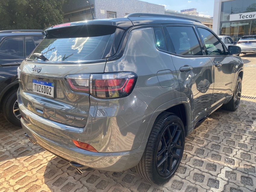 jeep compass 2.0 hurricane 4 turbo gasolina blackhawk at9 1.3 flex 4p manual 2025
