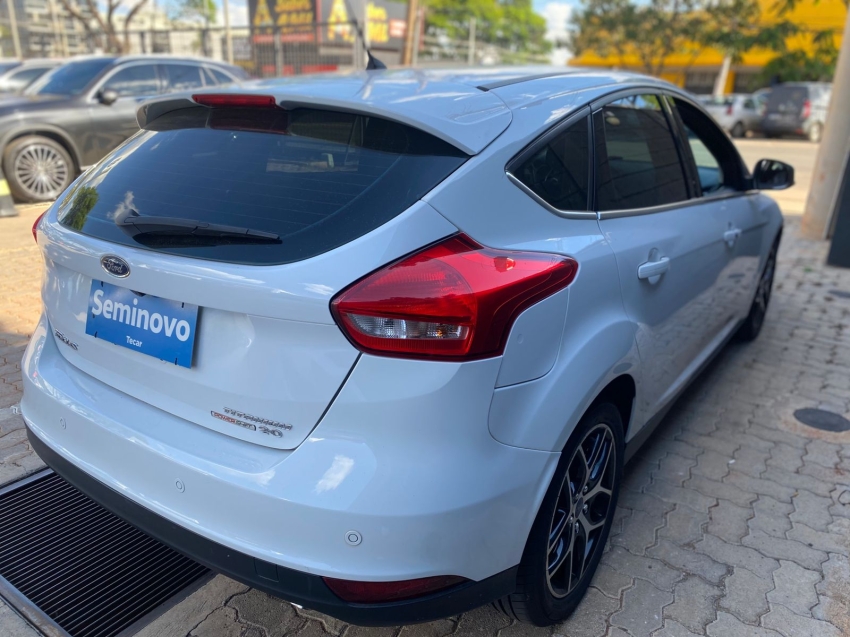 ford focus 2.0 titanium 16v flex 4p powershift automatico 20167