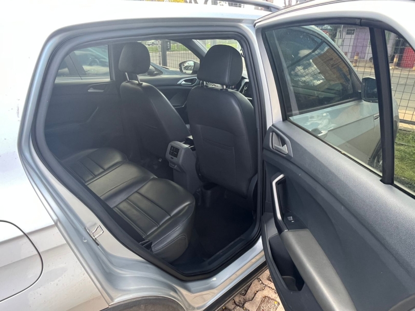 volkswagen t-cross 1.0 200 tsi total flex comfortline automatico 4p 20205