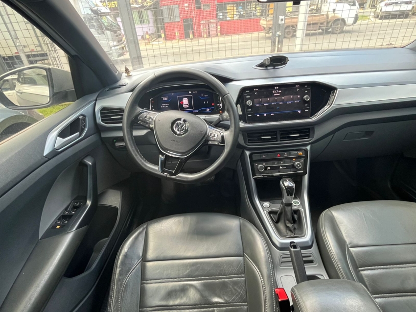 volkswagen t-cross 1.0 200 tsi total flex comfortline automatico 4p 20203