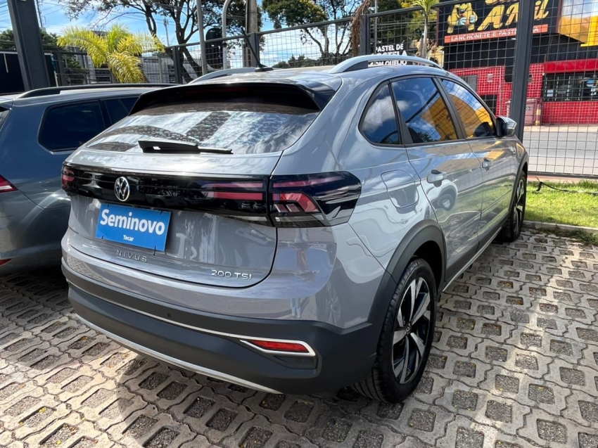 volkswagen nivus 1.0 200 tsi total flex highline automatico 4p 20238