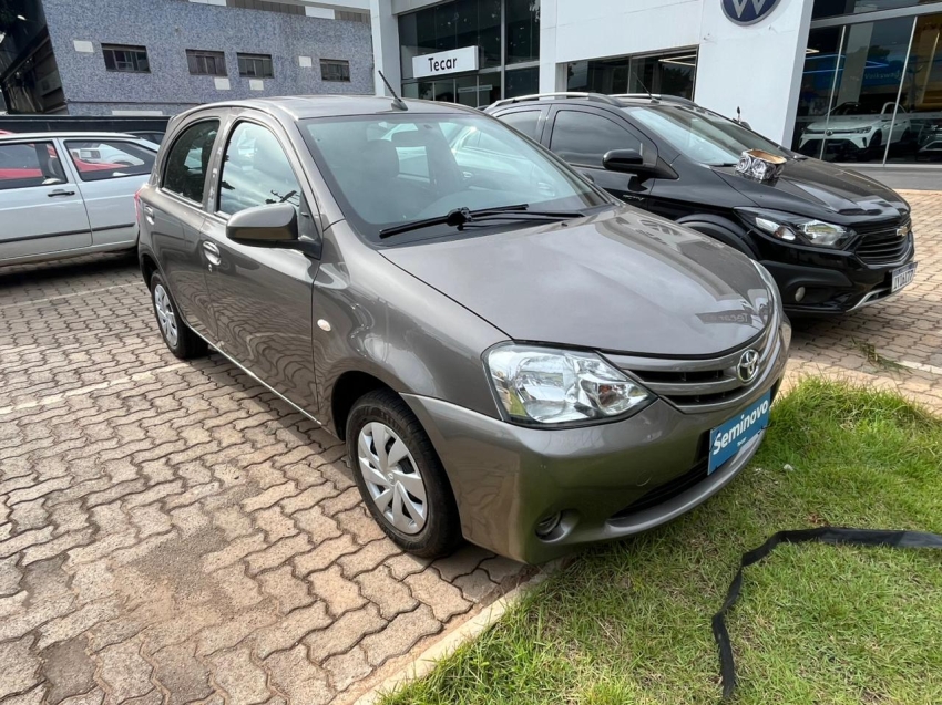 toyota etios 1.3 x 16v flex 4p manual 2017