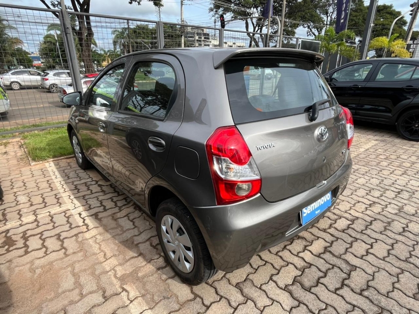 toyota etios 1.3 x 16v flex 4p manual 20178