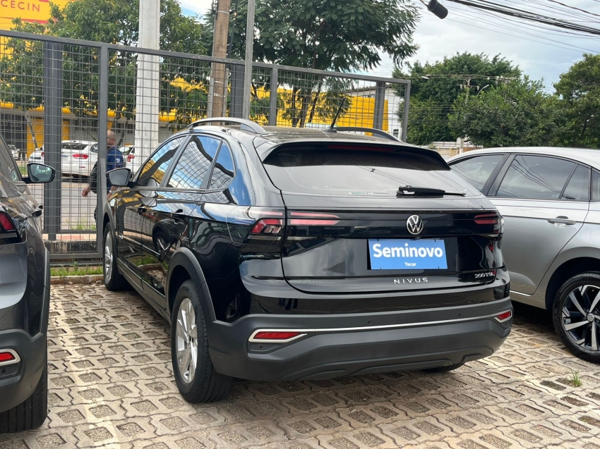 volkswagen nivus 1.0 200 tsi total flex comfortline automatico 4p 20247