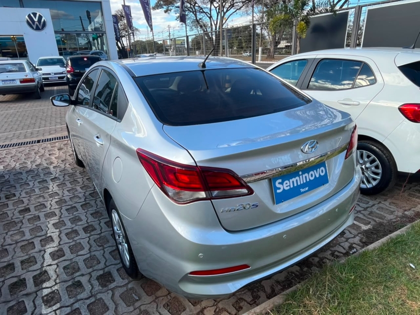hyundai hb20s 1.6 comfort plus 16v flex 4p manual 1.0 20197