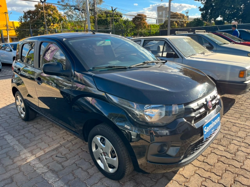 fiat mobi 1.0 evo flex like. manual 4p 20200