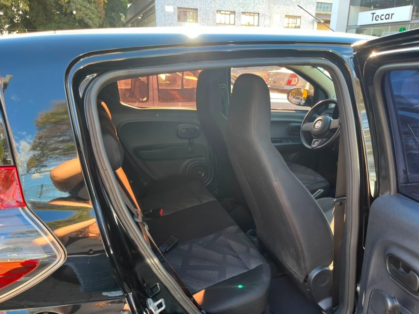 fiat mobi 1.0 evo flex like. manual 4p 20206