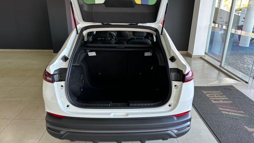 fiat fastback turbo 200 hybrid valido com usado na troca fiat fastback turbo 200 hybrid valido com usado na troca