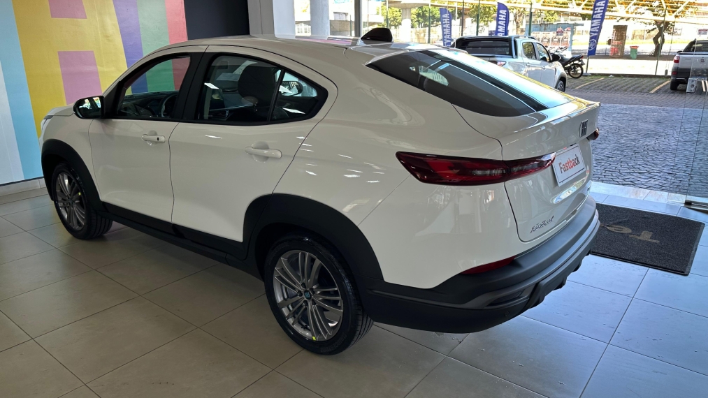 fiat fastback turbo 200 hybrid valido com usado na troca fiat fastback turbo 200 hybrid valido com usado na troca