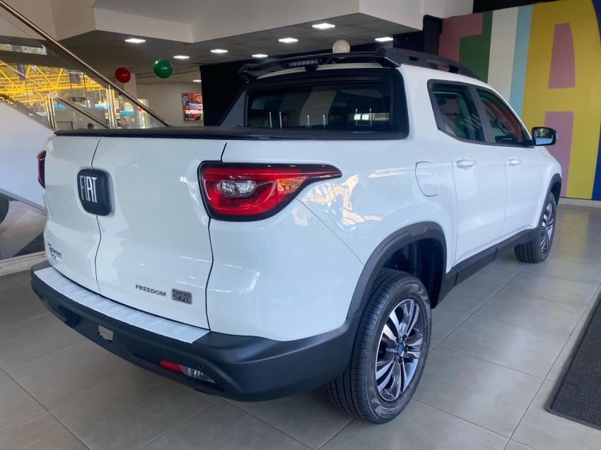 fiat toro 1.3 turbo 270 flex freedom at6 fiat toro 1.3 turbo 270 flex freedom at6