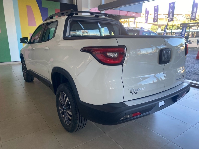 fiat toro 1.3 turbo 270 flex freedom at6 fiat toro 1.3 turbo 270 flex freedom at6