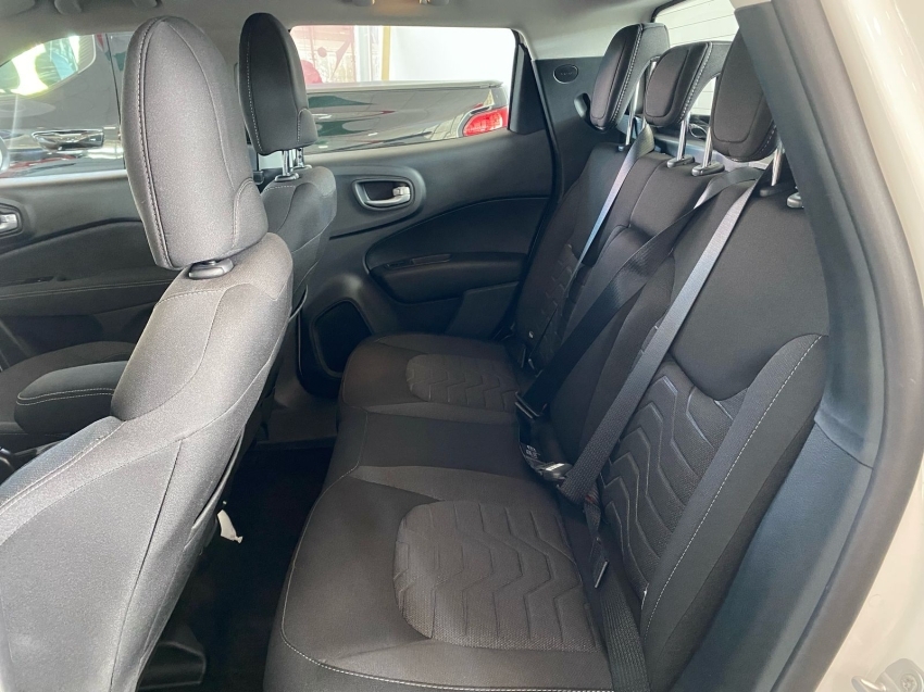 fiat toro 1.3 turbo 270 flex freedom at6 fiat toro 1.3 turbo 270 flex freedom at6