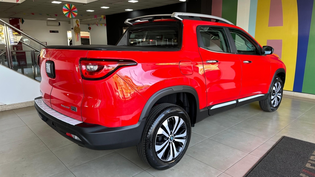 fiat toro 1.3 turbo 270 flex volcano at6 4p automatico 2025 fiat toro 1.3 turbo 270 flex volcano at6 4p automatico 2025